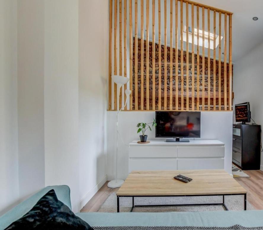 Joli Studio Maisonnette Avec Cachet Тулуза Экстерьер фото