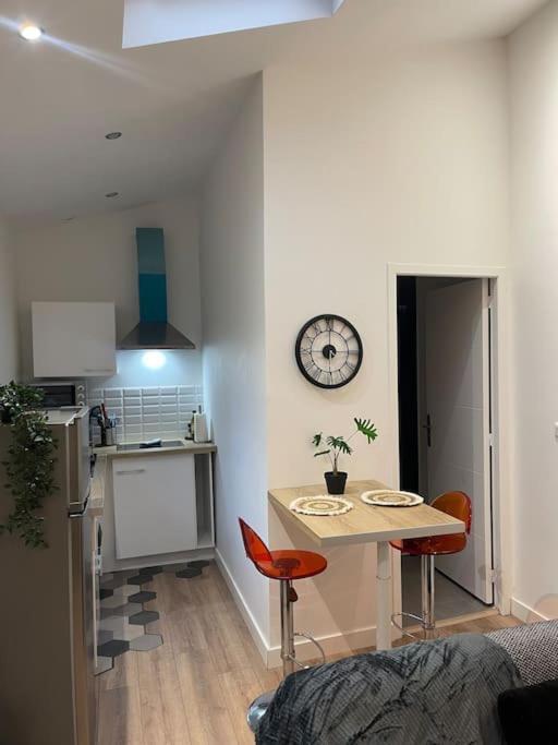 Joli Studio Maisonnette Avec Cachet Тулуза Экстерьер фото